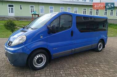 Мінівен Renault Trafic 2011 в 