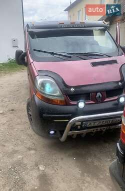Минивэн Renault Trafic 2003 в Надворной
