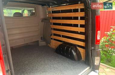 Минивэн Renault Trafic 2012 в 