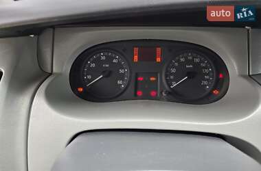 Минивэн Renault Trafic 2007 в 