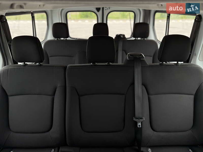 Мінівен Renault Trafic 2015 в Радивиліві