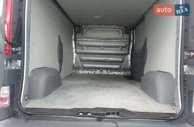 Грузовой фургон Renault Trafic 2013 в 