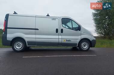 Грузовой фургон Renault Trafic 2013 в 