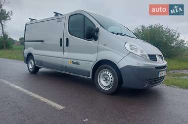 Вантажний фургон Renault Trafic 2013 в Рівному