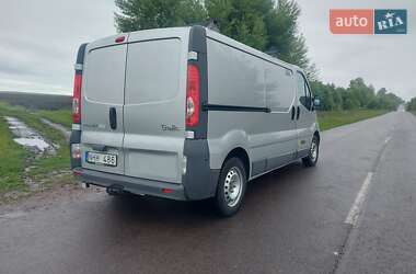 Грузовой фургон Renault Trafic 2013 в 