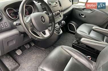 Минивэн Renault Trafic 2018 в 