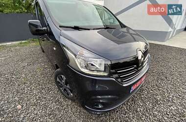 Минивэн Renault Trafic 2018 в 