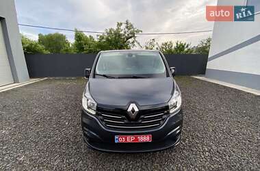 Минивэн Renault Trafic 2018 в 