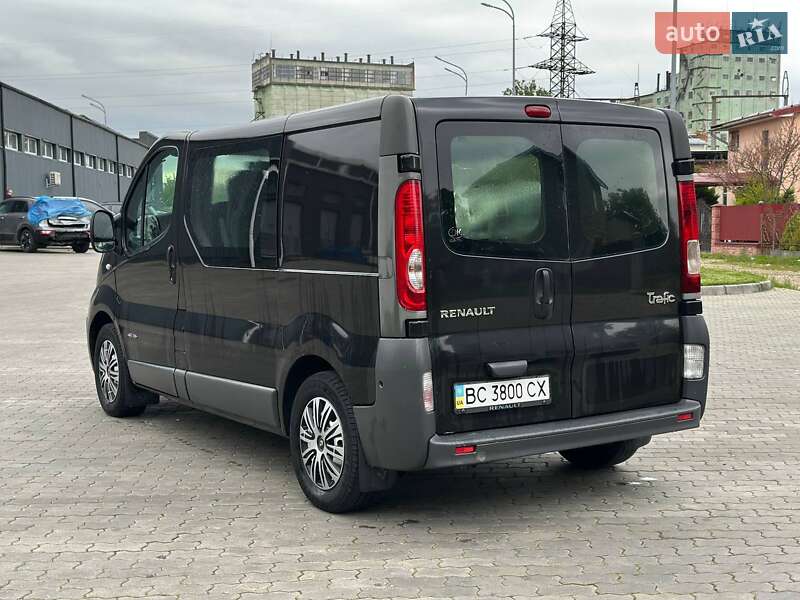 Минивэн Renault Trafic 2007 в Стрые
