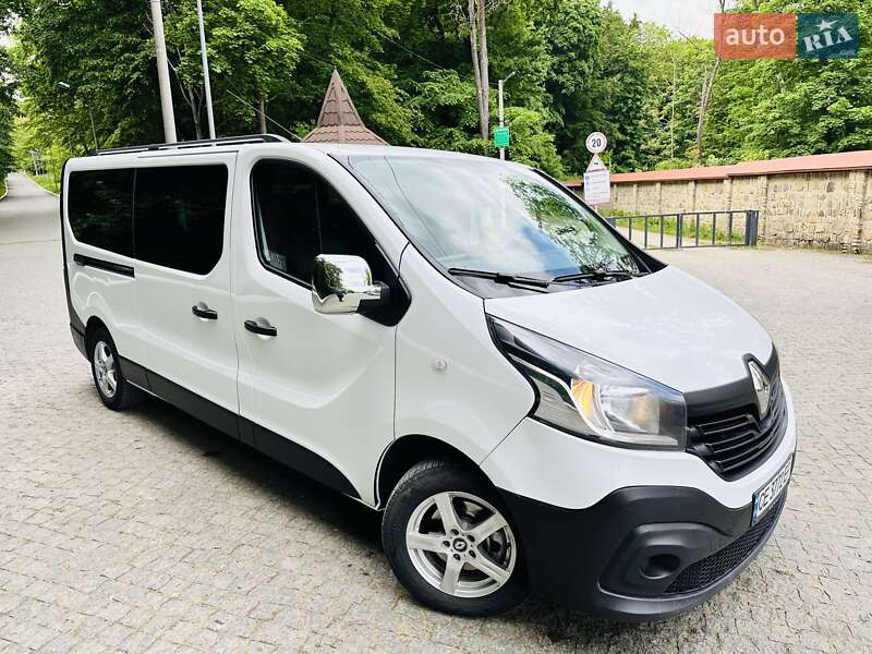 Мінівен Renault Trafic 2016 в 