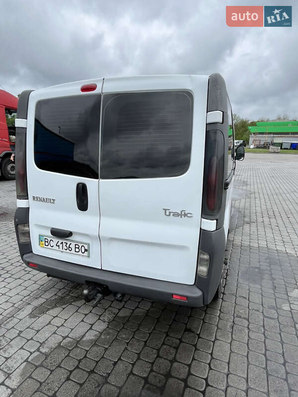 Минивэн Renault Trafic 2005 в Радивилове