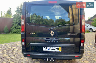 Мінівен Renault Trafic 2016 в 