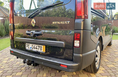 Мінівен Renault Trafic 2016 в 