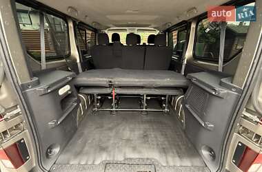 Мінівен Renault Trafic 2015 в 