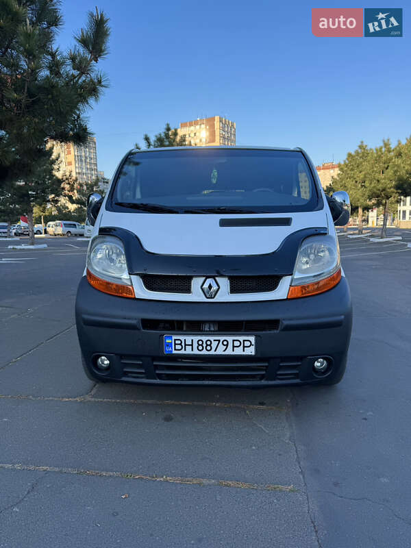 Мінівен Renault Trafic 2002 в Одесі