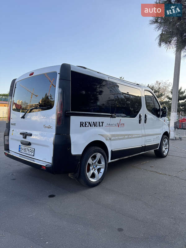 Мінівен Renault Trafic 2002 в Одесі