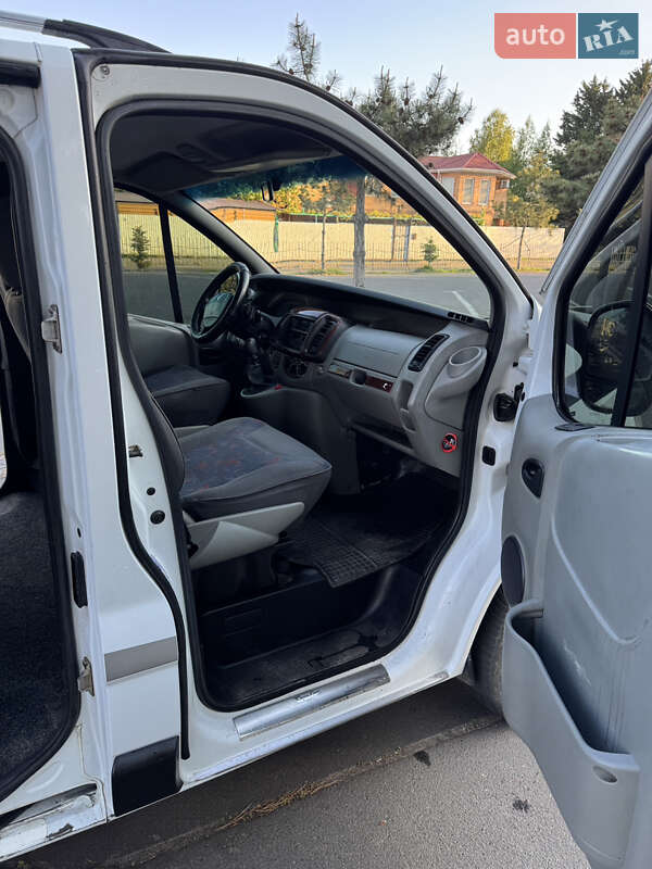 Мінівен Renault Trafic 2002 в Одесі