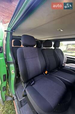 Мінівен Renault Trafic 2013 в 