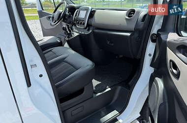 Минивэн Renault Trafic 2018 в 