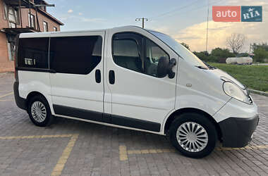 Минивэн Renault Trafic 2007 в 