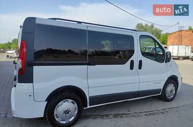 Минивэн Renault Trafic 2010 в 