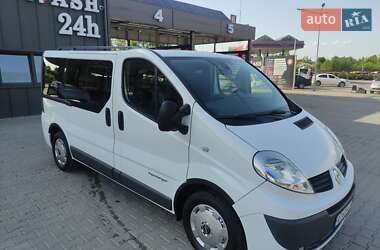 Минивэн Renault Trafic 2010 в 