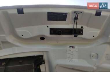 Минивэн Renault Trafic 2010 в 