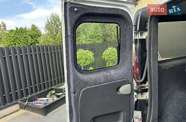 Мінівен Renault Trafic 2003 в 