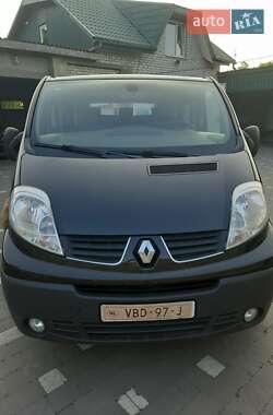 Грузопассажирский фургон Renault Trafic 2014 в Дубно