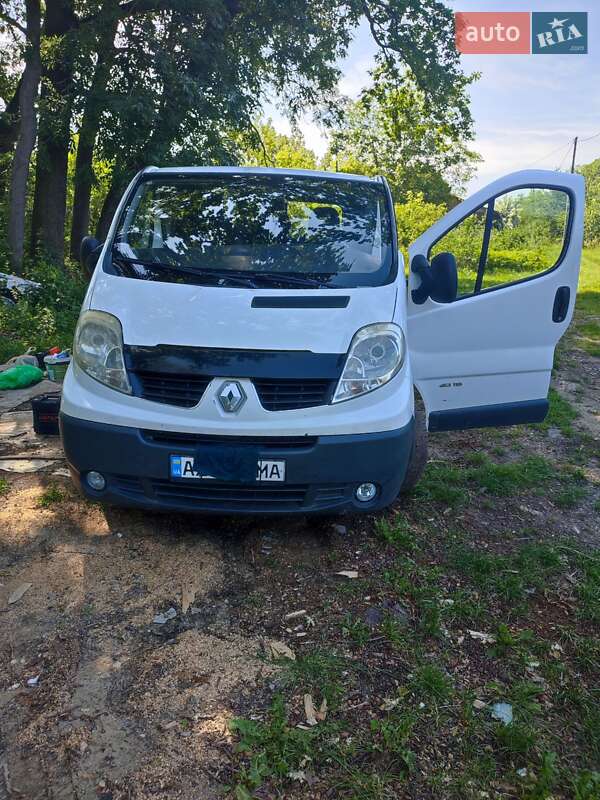 Мінівен Renault Trafic 2008 в Харкові