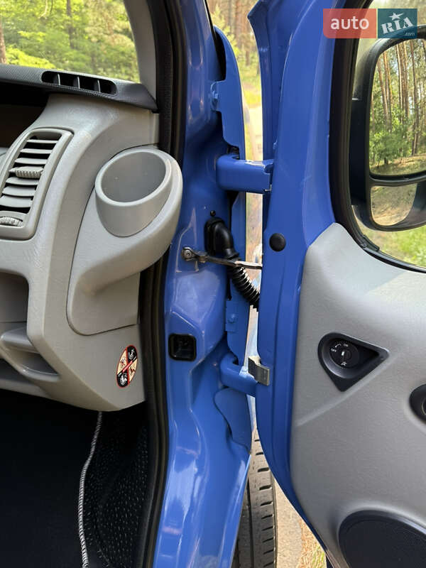 Минивэн Renault Trafic 2014 в Киеве
