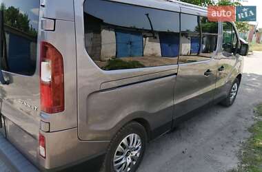 Микроавтобус Renault Trafic 2020 в 