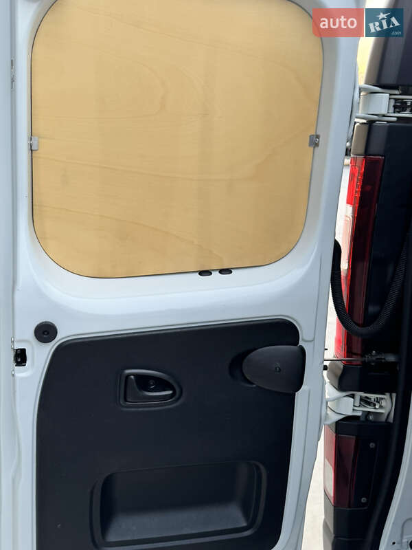 Грузовой фургон Renault Trafic 2020 в Дубно