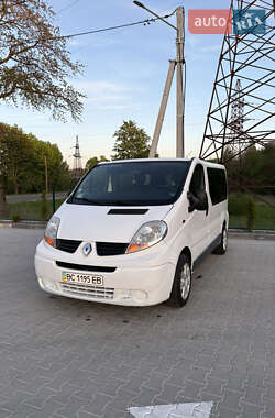Минивэн Renault Trafic 2006 в Старом Самборе