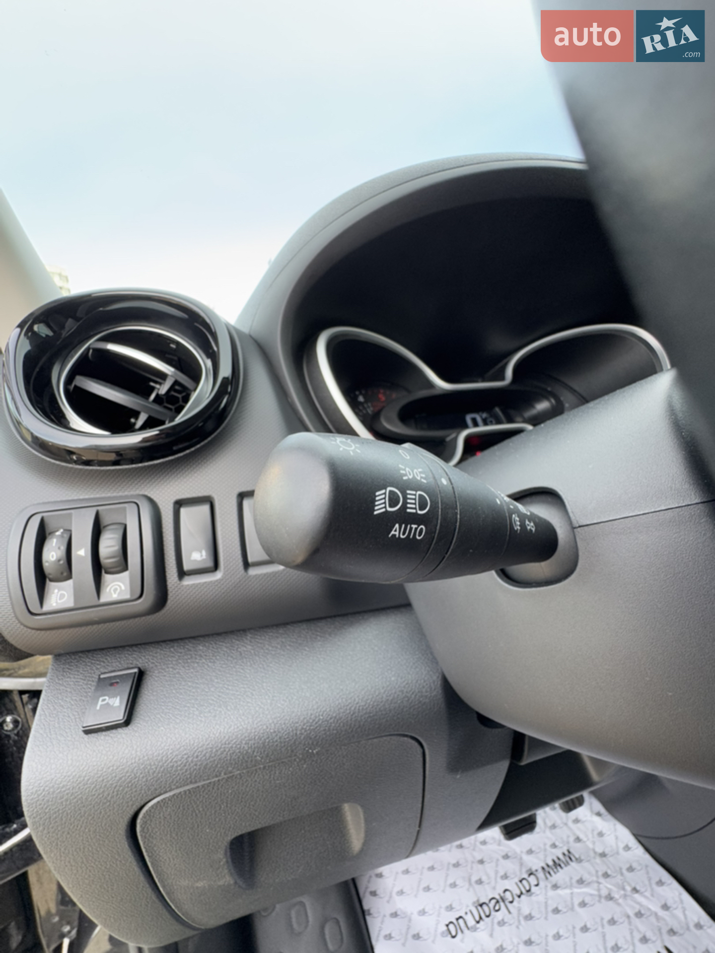2019 Renault Trafic - мініатюра 21