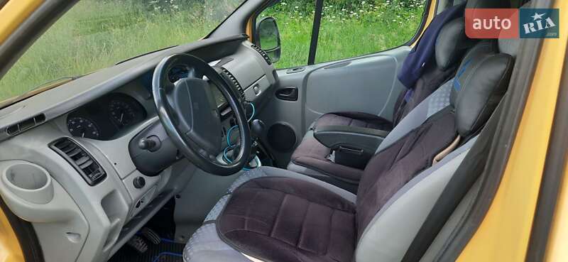 Минивэн Renault Trafic 2007 в Новом Роздоле