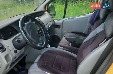 Минивэн Renault Trafic 2007 в 