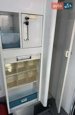 Автомобиль скорой помощи Renault Trafic 2013 в 