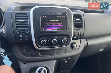 Грузовой фургон Renault Trafic 2021 в 
