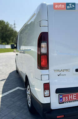 Грузовой фургон Renault Trafic 2022 в 