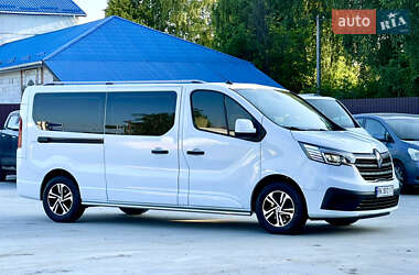 Минивэн Renault Trafic 2022 в Млинове