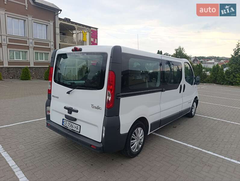 Минивэн Renault Trafic 2010 в Черновцах
