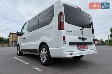 Минивэн Renault Trafic 2022 в 