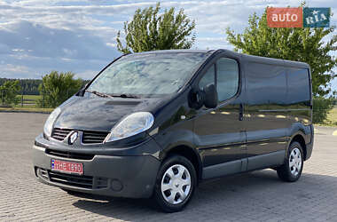 Вантажний фургон Renault Trafic 2014 в Радивиліві