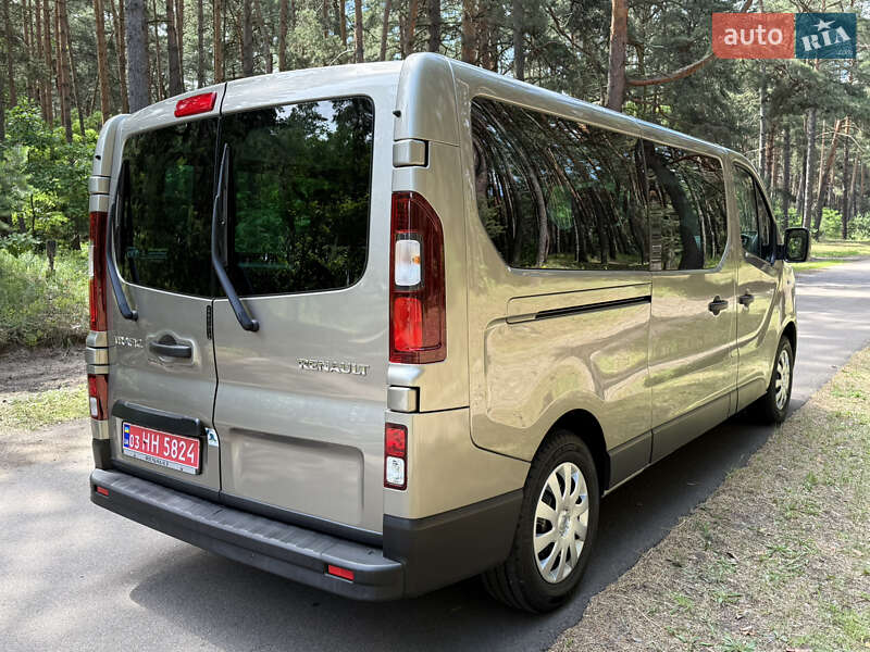 Минивэн Renault Trafic 2018 в Киеве