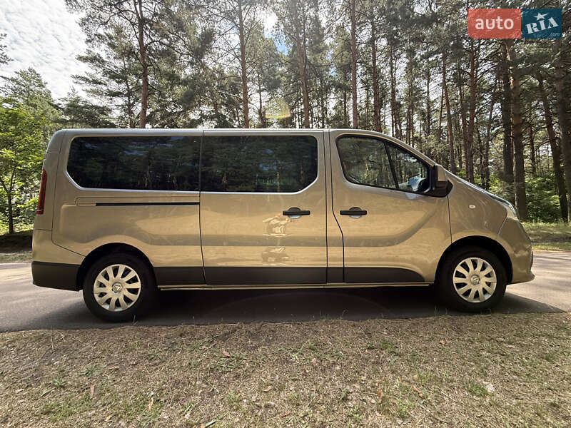 Минивэн Renault Trafic 2018 в Киеве