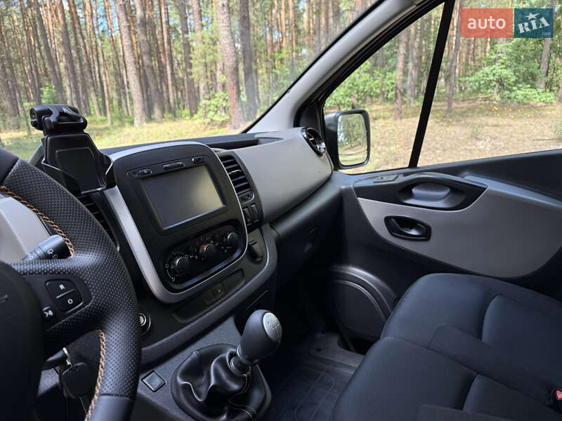 Минивэн Renault Trafic 2018 в Киеве