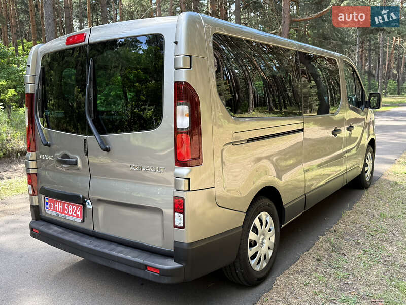 Минивэн Renault Trafic 2018 в Киеве