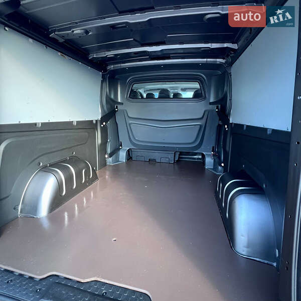 Минивэн Renault Trafic 2019 в Киеве