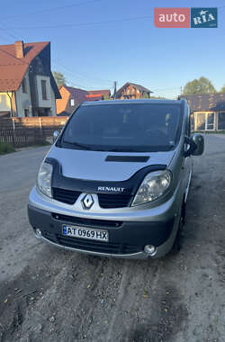 Минивэн Renault Trafic 2006 в Верховине